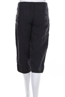 Дамски къс спортен панталон Nike Acg2