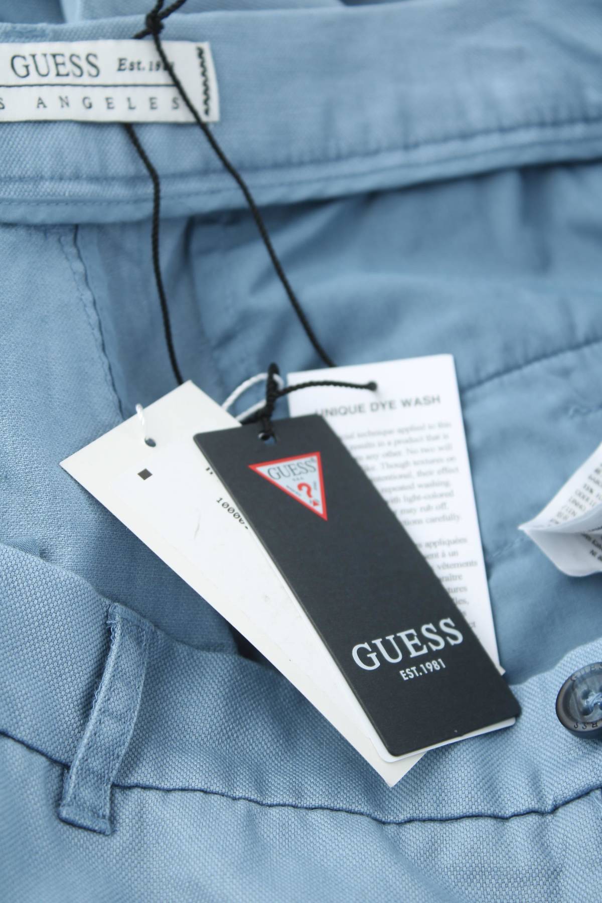 Ανδρικά παντελόνια Guess3