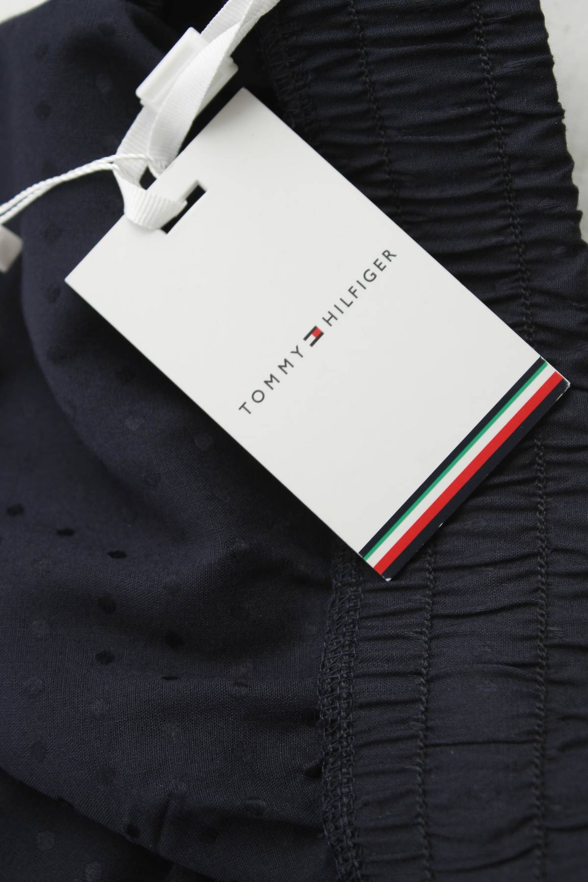 Дамска пижама Tommy Hilfiger3 - Contour.bg Дамска пижама Tommy Hilfiger3