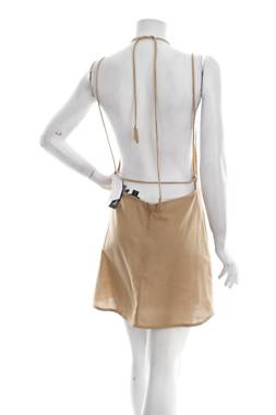 Φορέματα Boohoo2