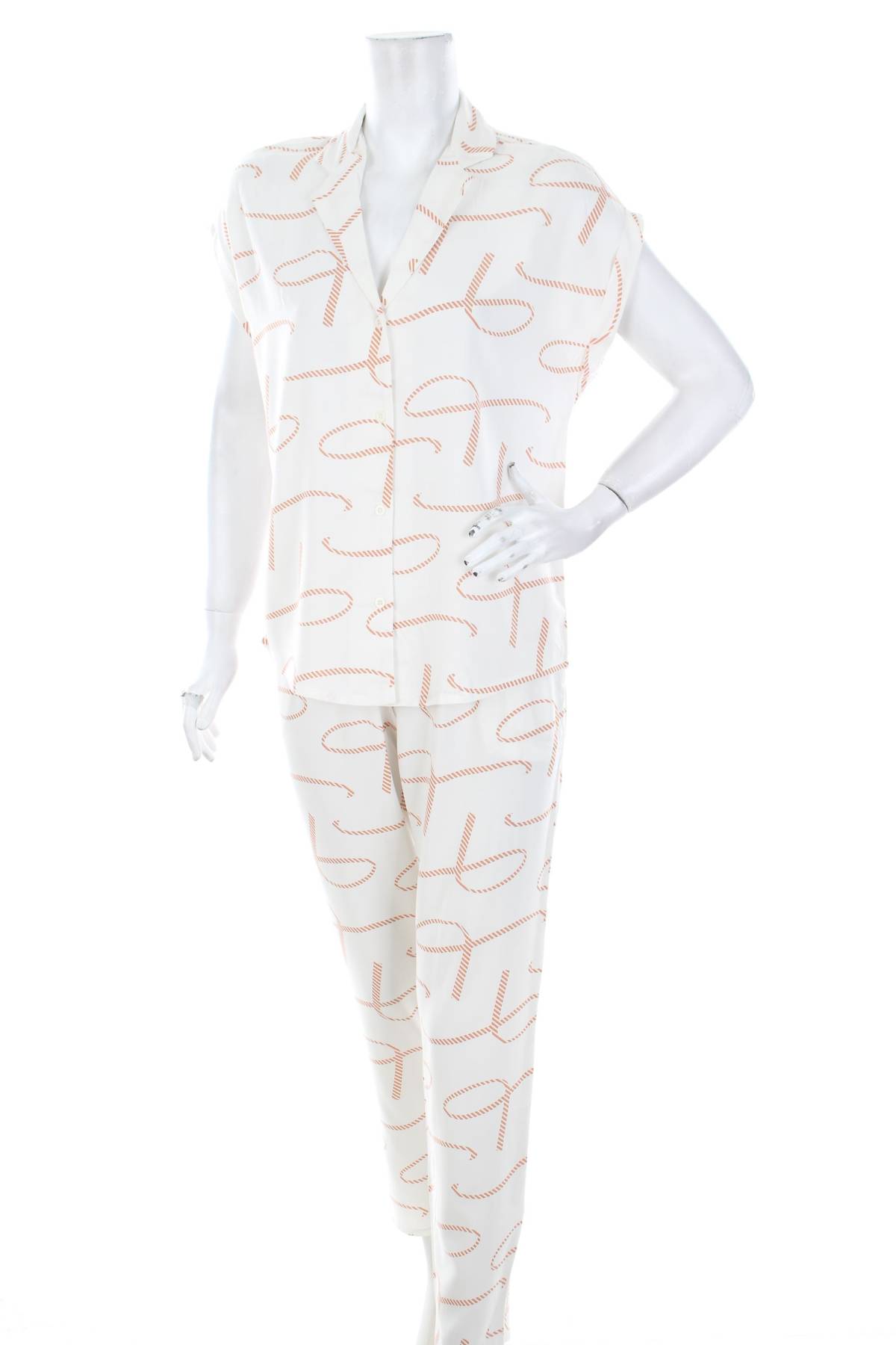 Γυναικεία πιτζάμα Triumph1