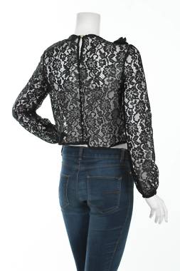 Γυναικεία μπλούζα Calliope2