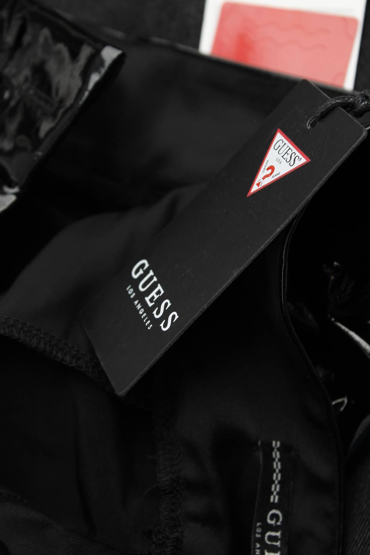 Дамски панталон Guess3 - Contour.bg Дамски панталон Guess3