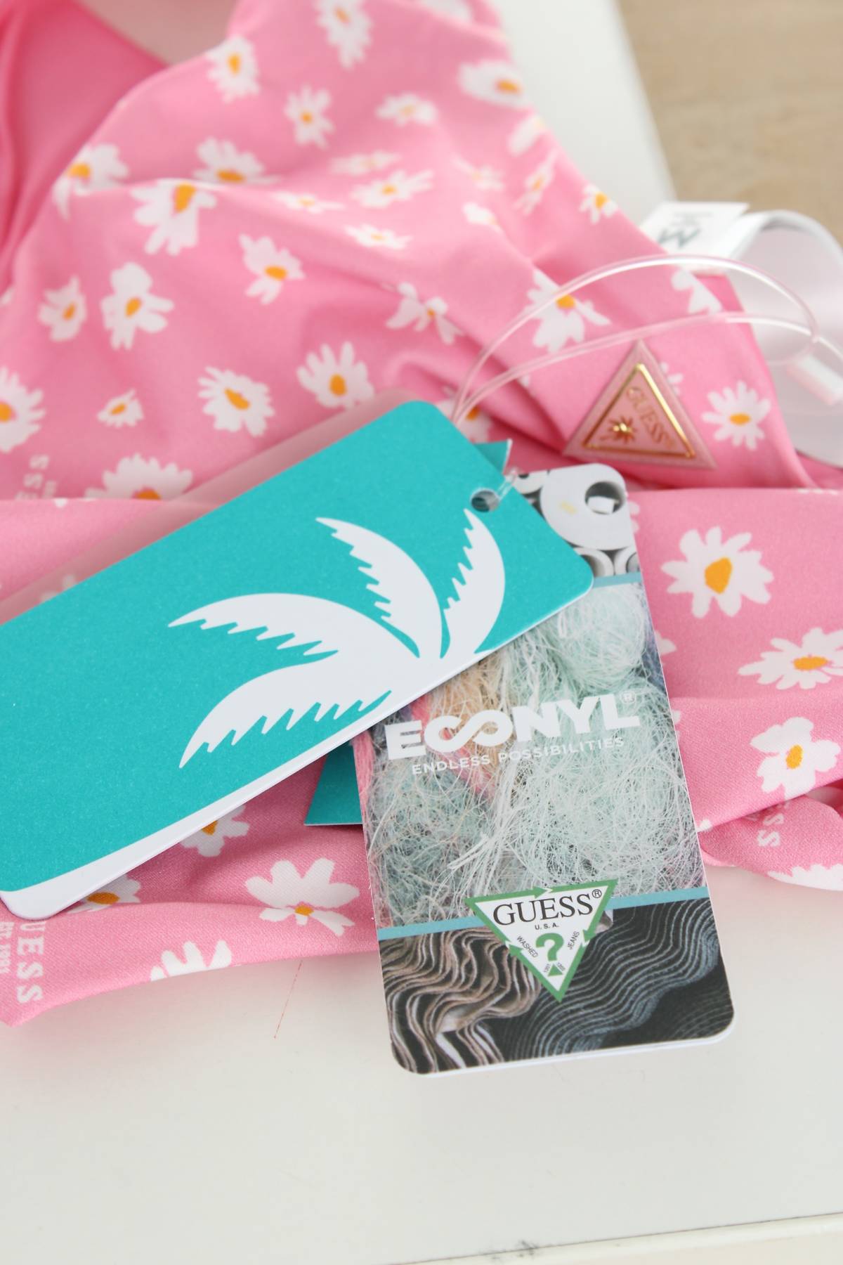 Бански долнище Guess3