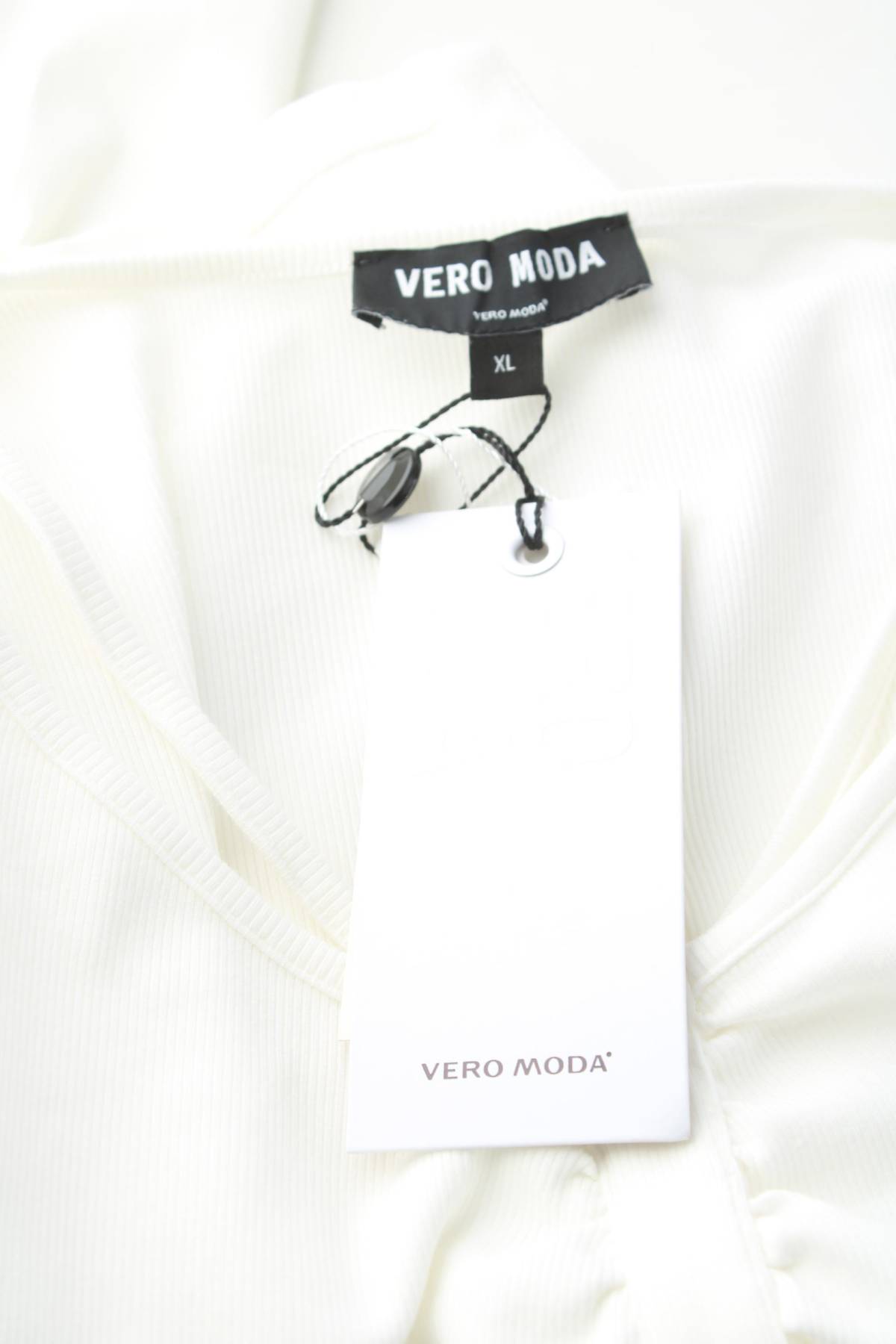 Дамска блуза Vero Moda3 - Contour.bg Дамска блуза Vero Moda3