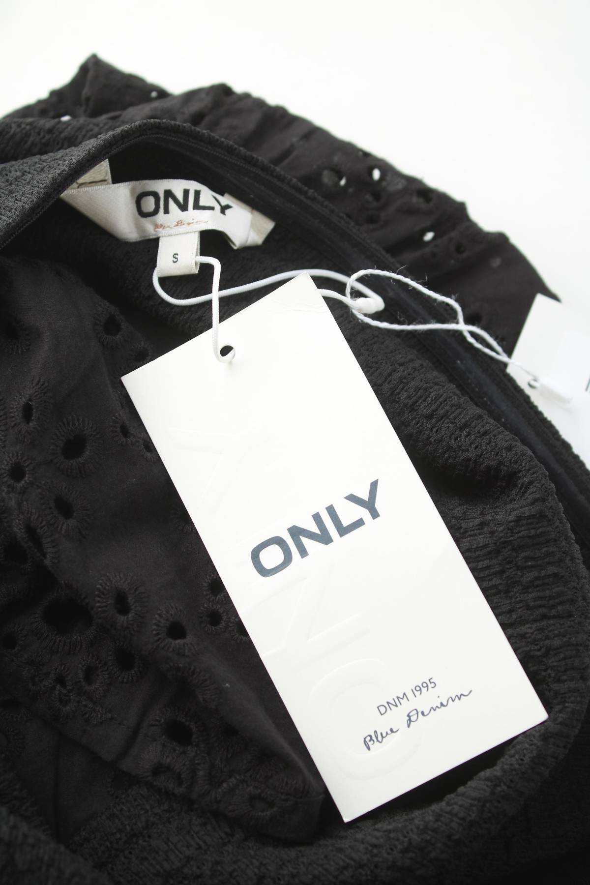 Γυναικείο αμάνικο Only3 - Contourshop.gr Γυναικείο αμάνικο Only3