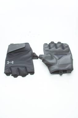 Γάντια Under Armour1