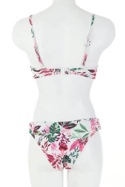 Бански костюм Hunkemoller2
