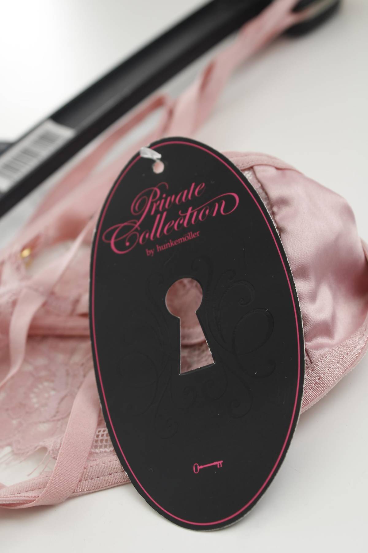 Ερωτικά εσώρουχα Hunkemoller3