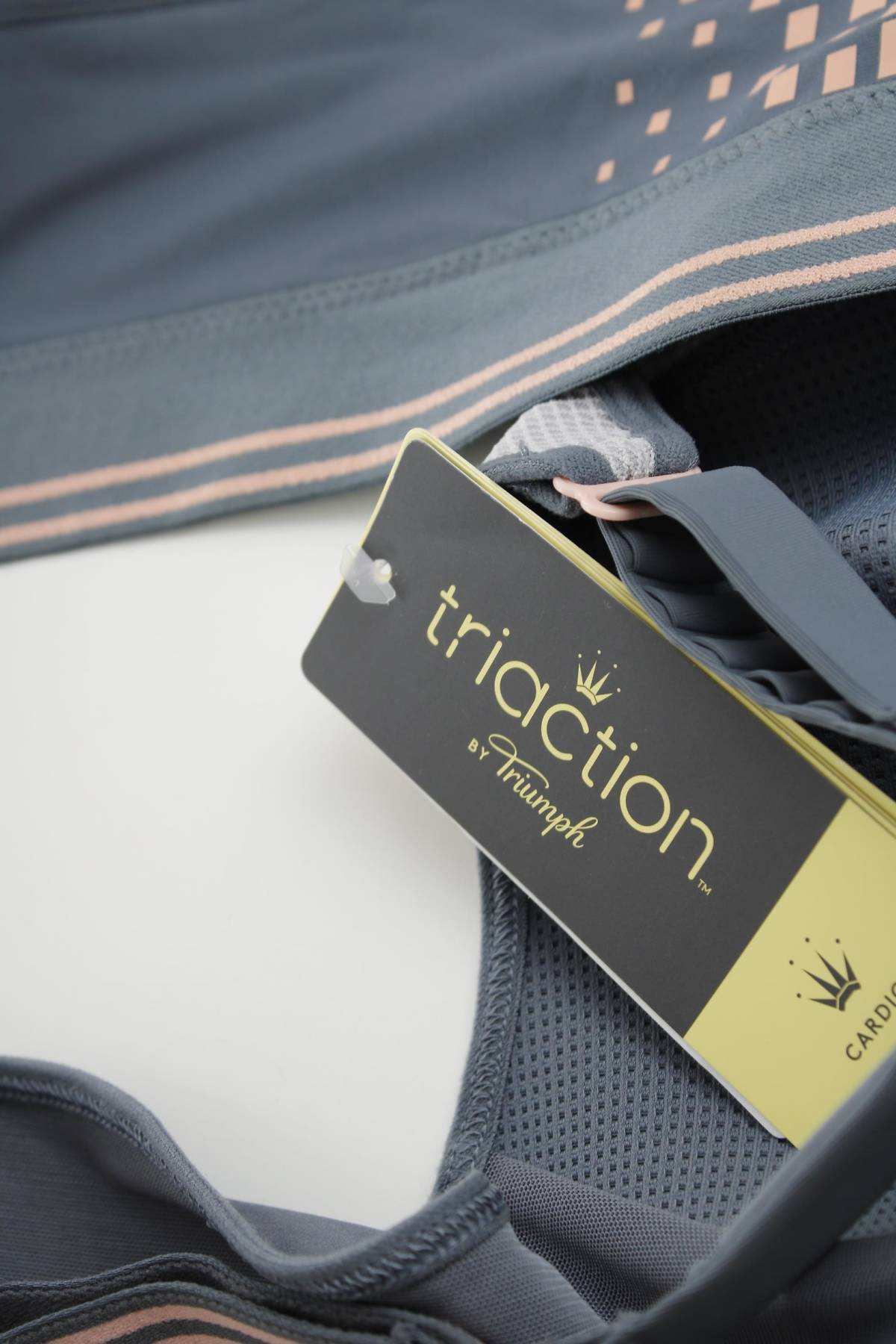 Αθλητικό σουτιέν Triumph Triaction3 - Contourshop.gr Αθλητικό σουτιέν Triumph Triaction3