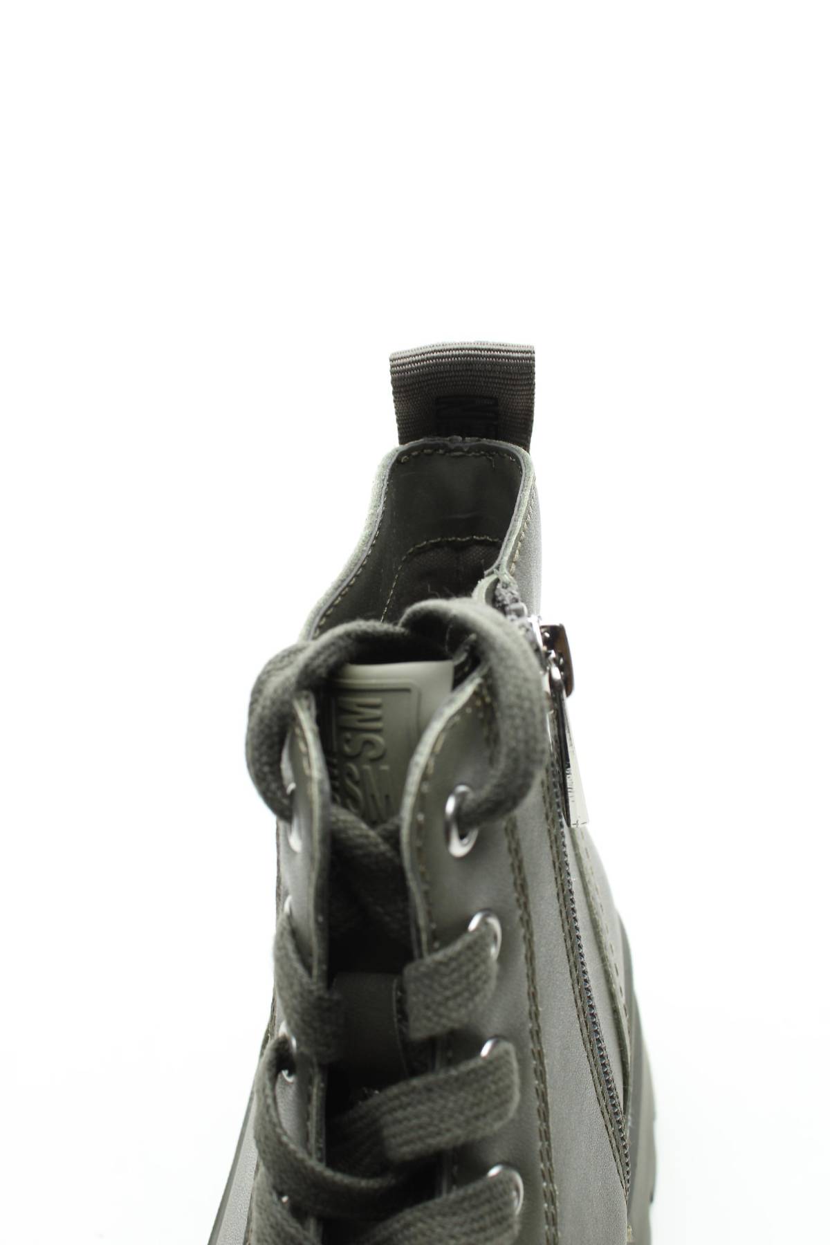 Дамски боти Steve Madden5