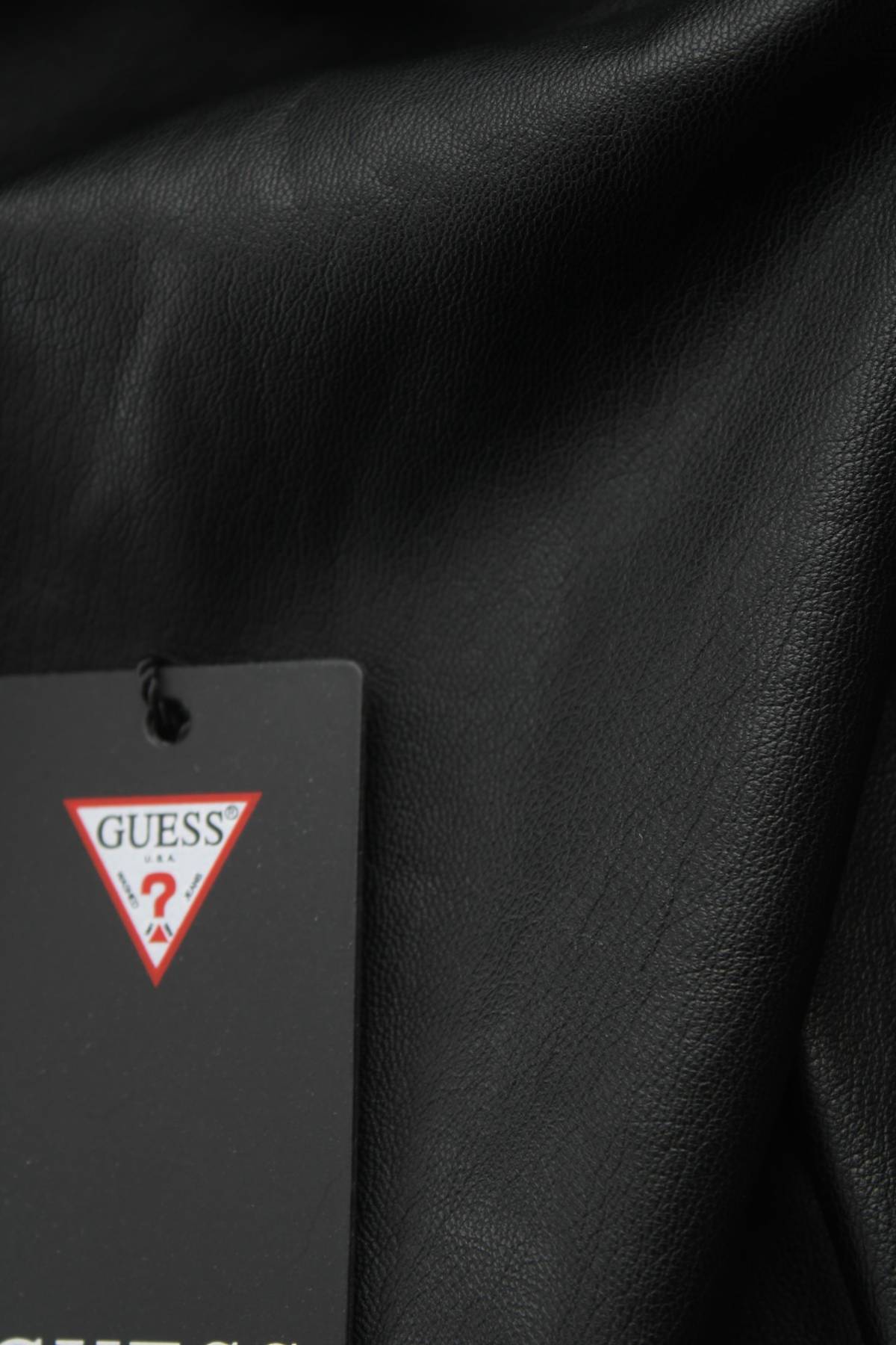 Дамски кожен панталон Guess3