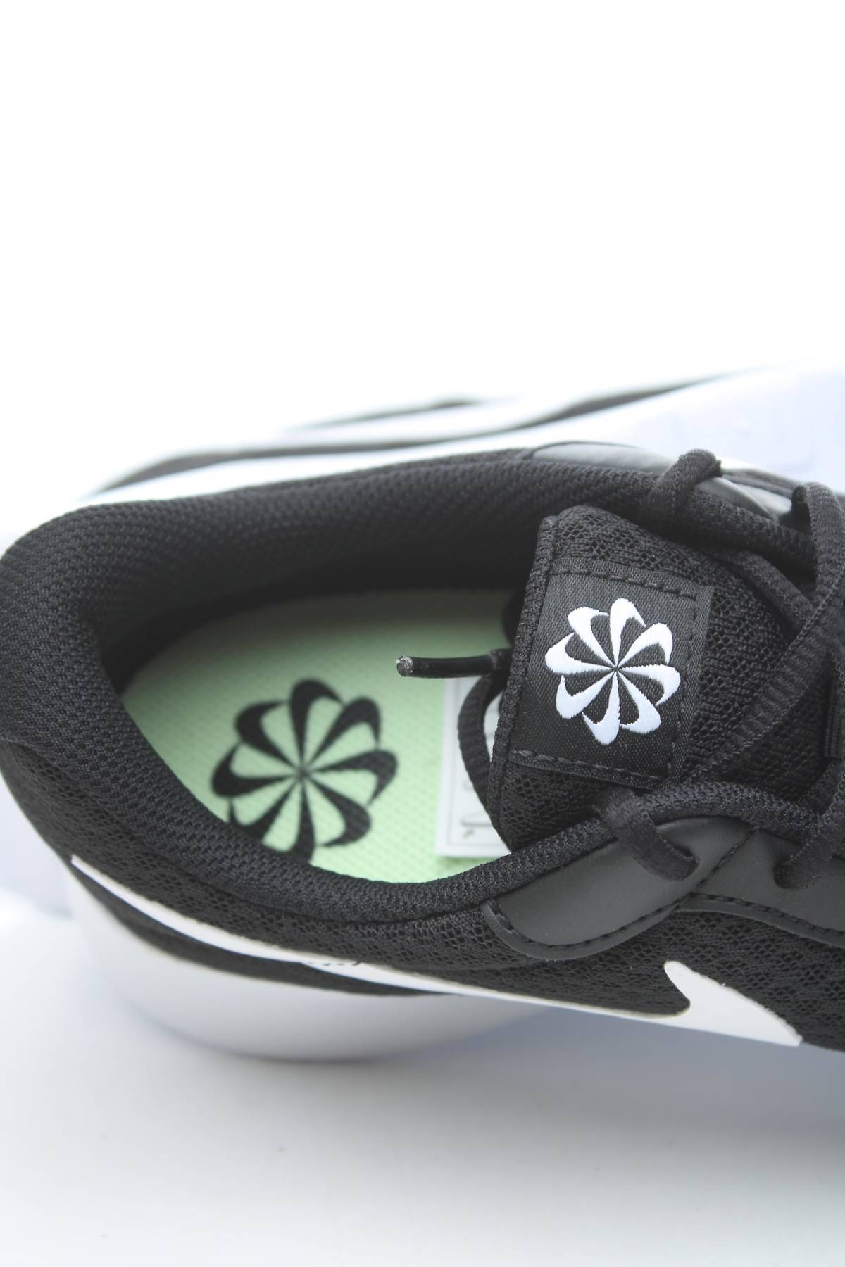 Αθλητικά παπούτσια Nike5