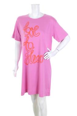 Дамска нощница Triumph x Wilde House1