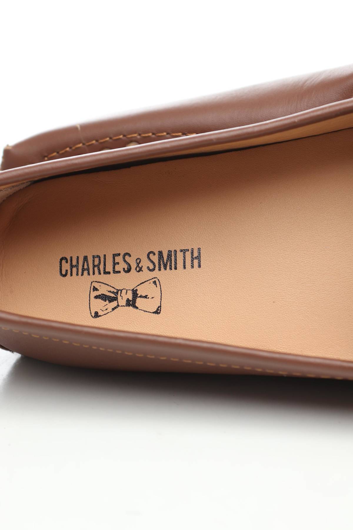 Γυναικεία παπούτσια Charles & Smith5