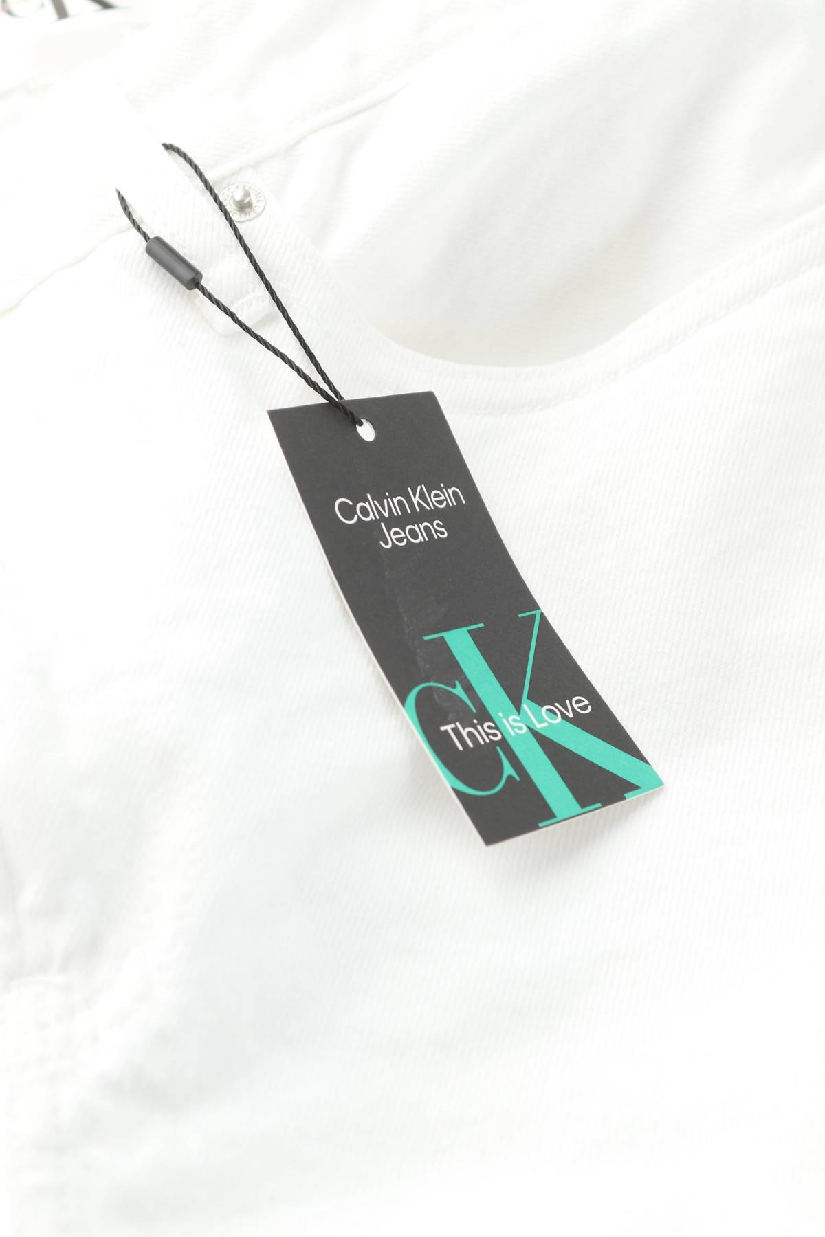 Мъжки къси дънки Calvin Klein Jeans3 - Contour.bg Мъжки къси дънки Calvin Klein Jeans3
