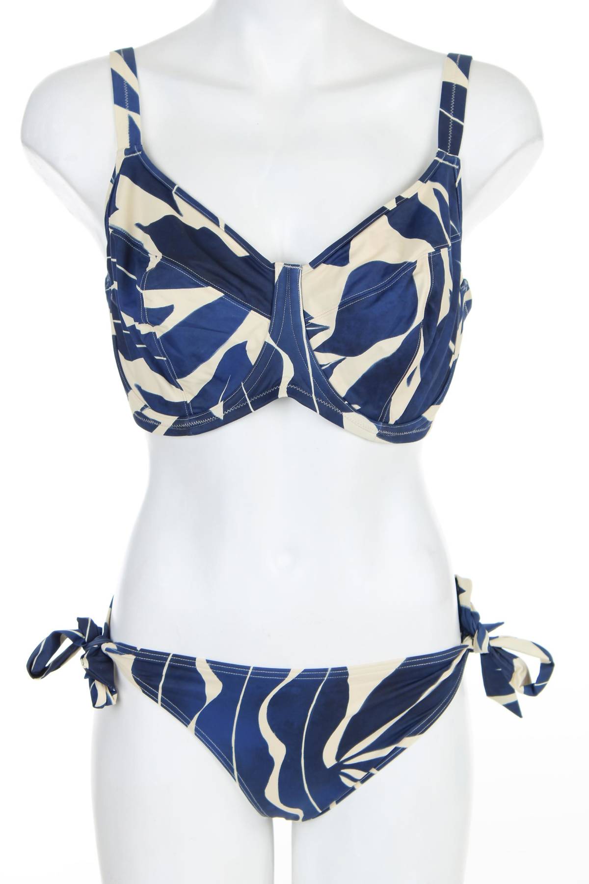 Σετ μαγιό Triumph1