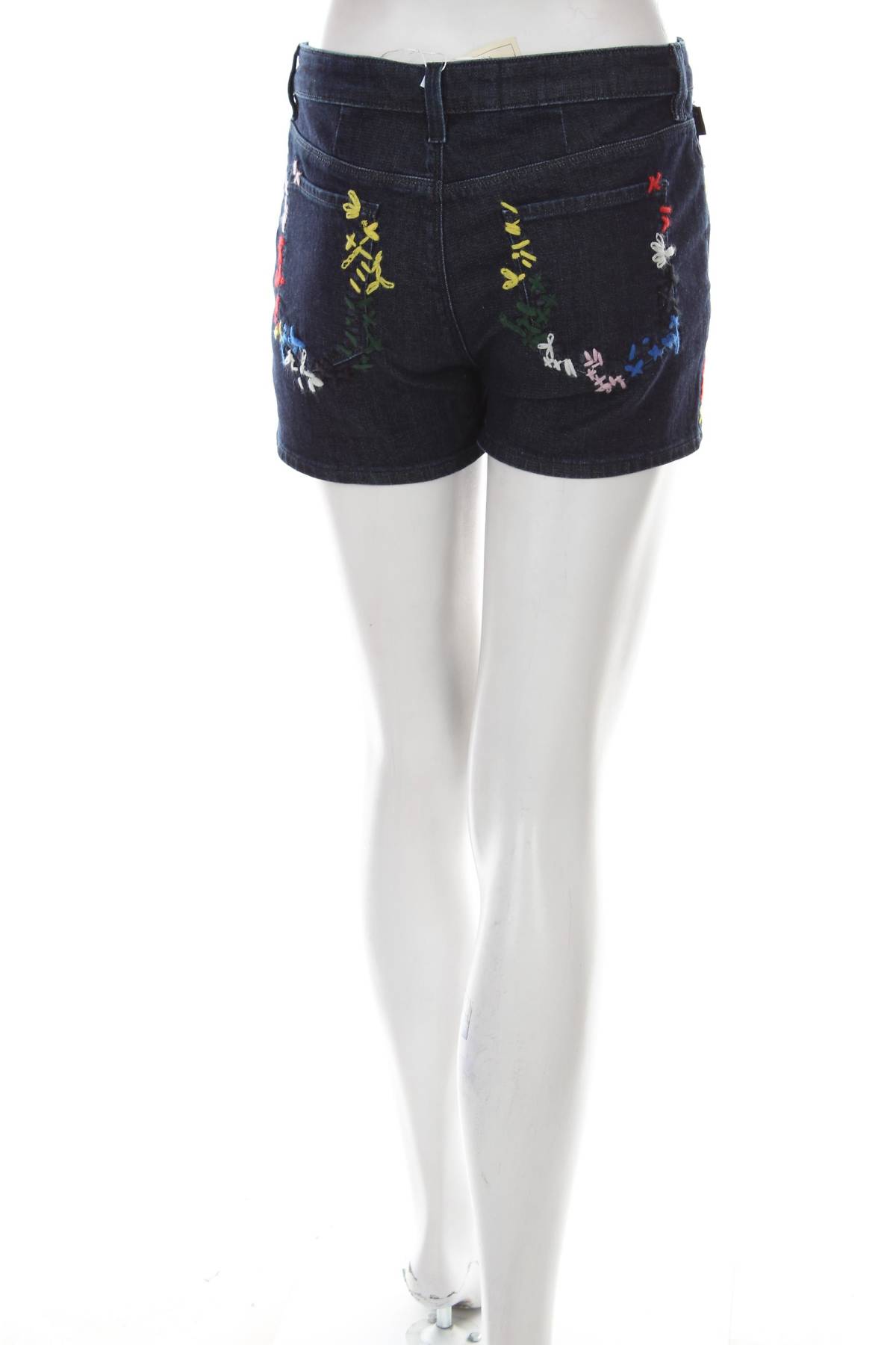 Дамски къси дънки Love Moschino2 - Contour.bg Дамски къси дънки Love Moschino2