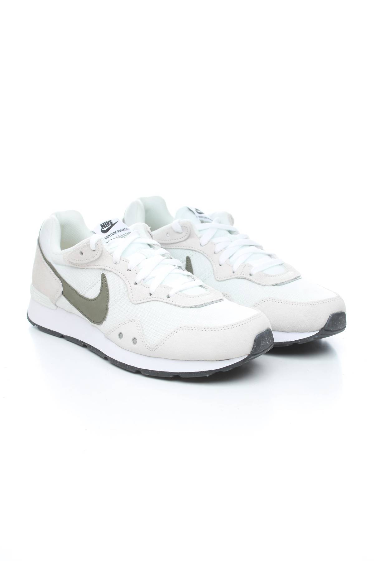 Αθλητικά παπούτσια Nike3