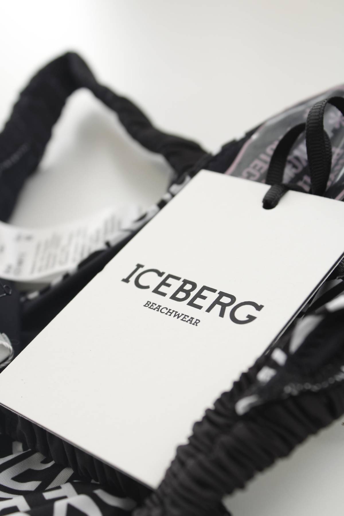 Бански долнище Iceberg3
