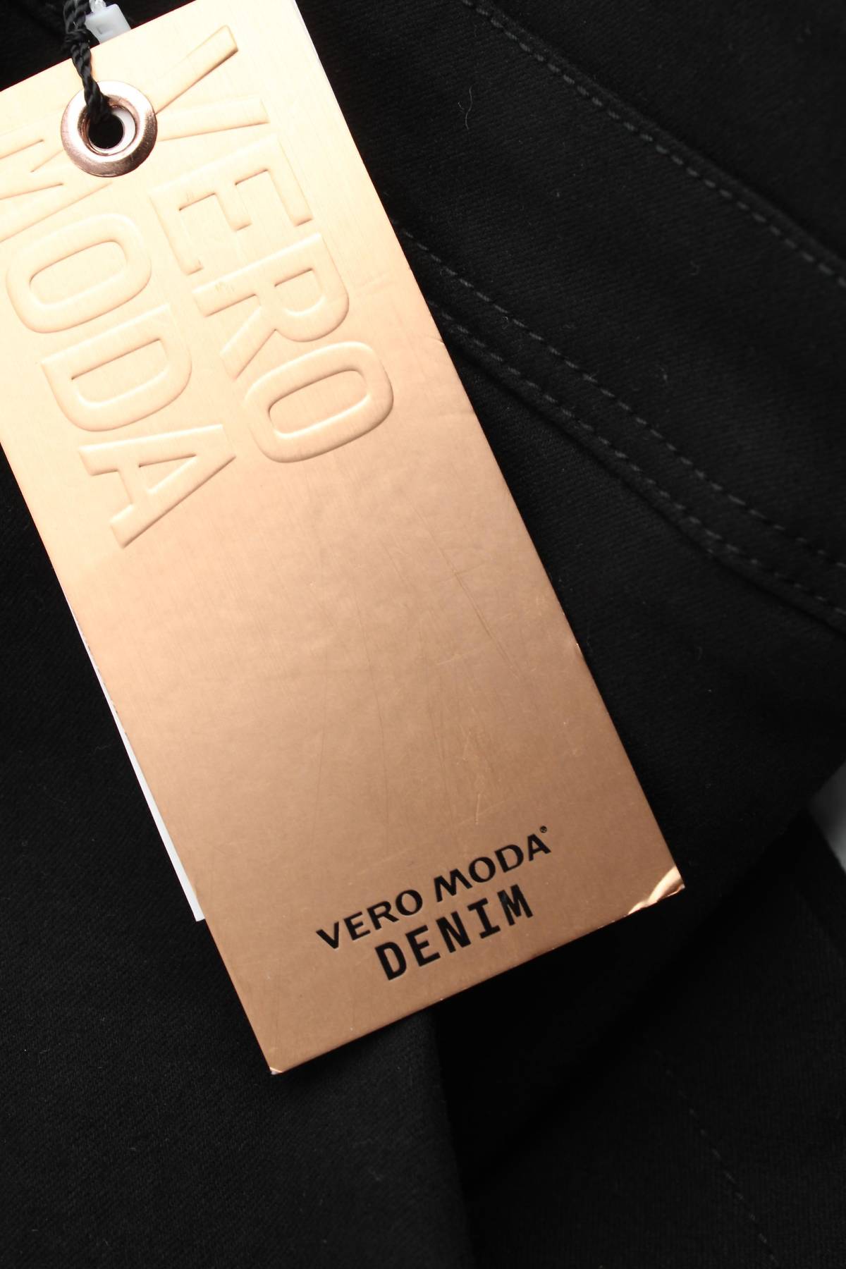 Пола-панталон Vero Moda3 - Contour.bg Пола-панталон Vero Moda3