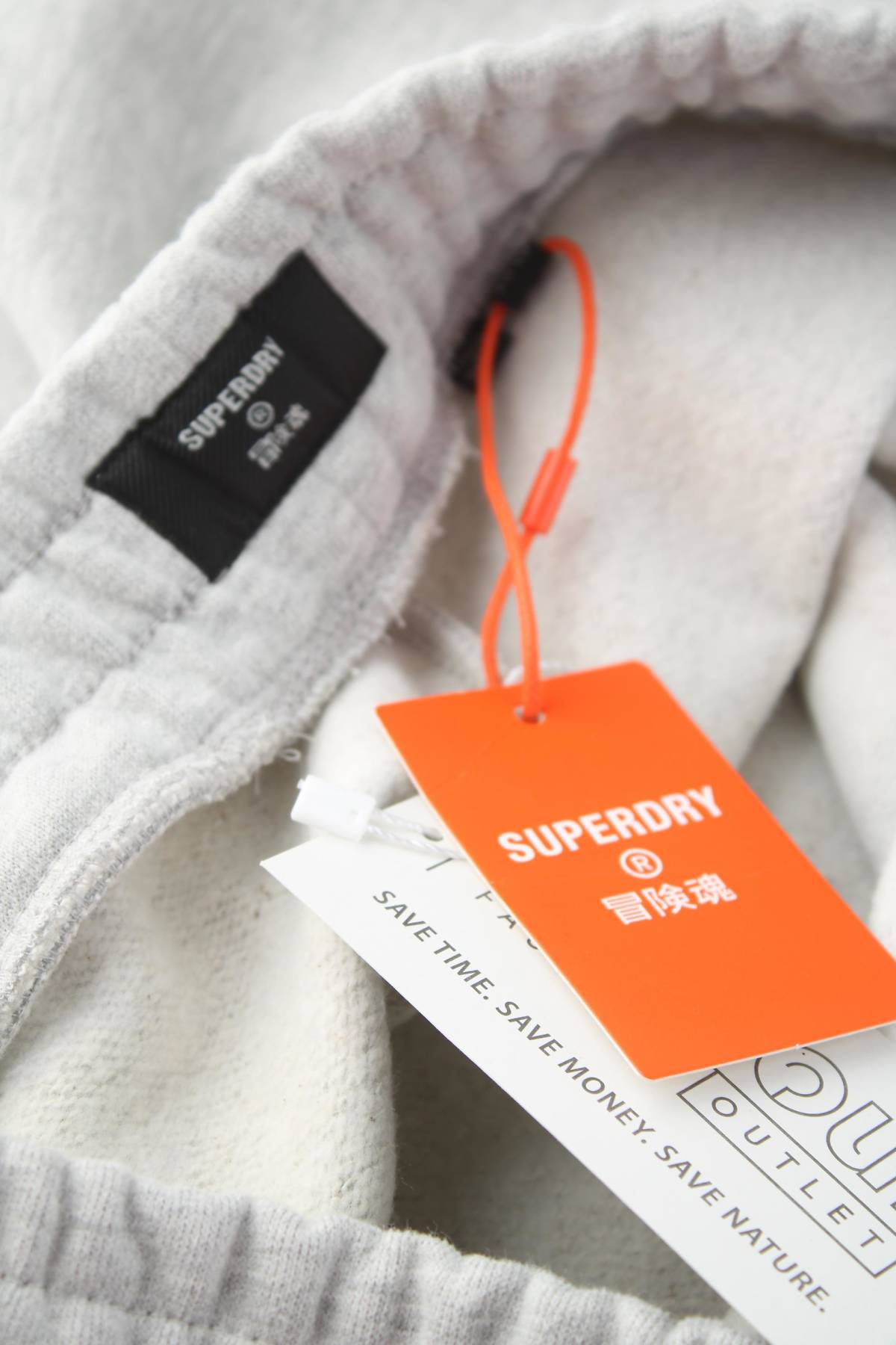 Γυναικείο σορτσάκι Superdry3