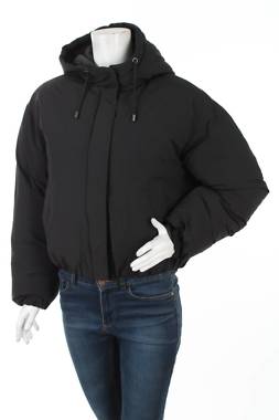 Γυναικείο μπουφάν C&A1