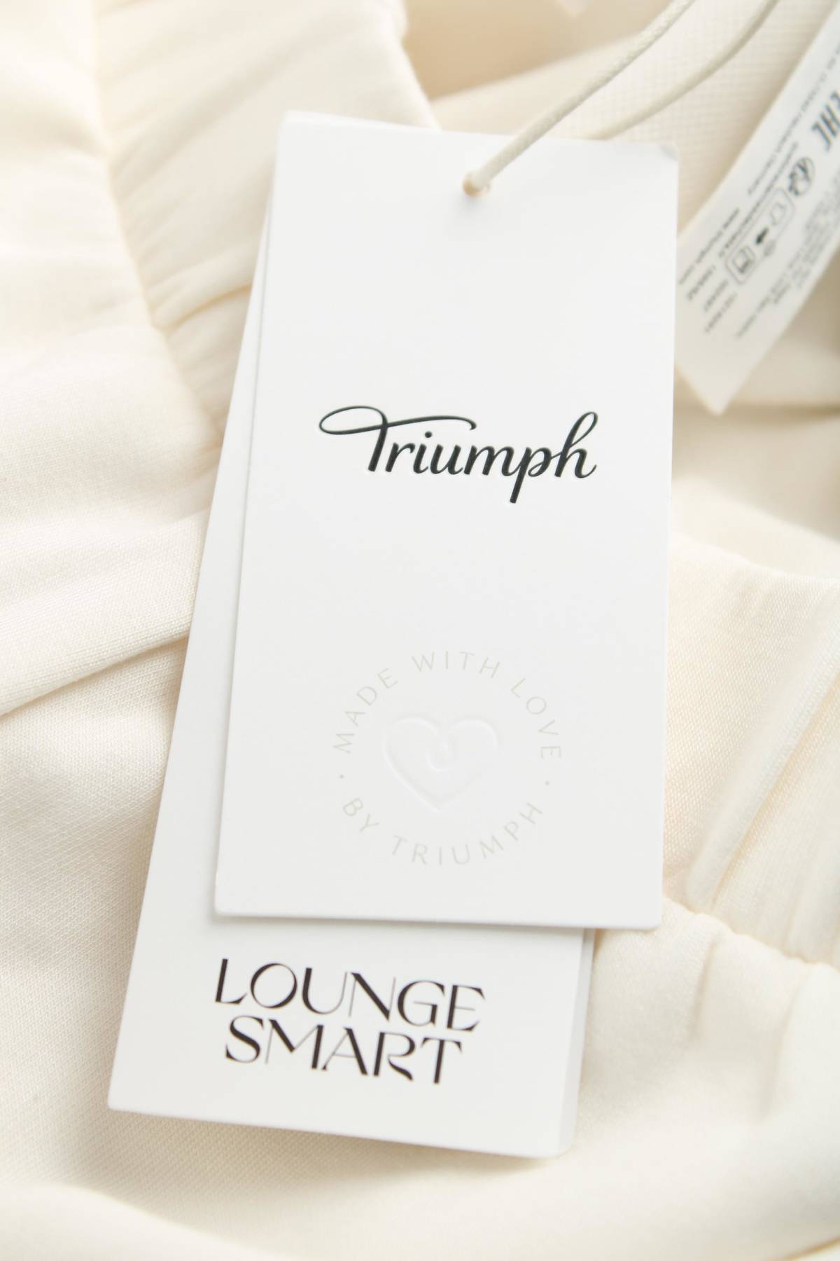 Ρούχα για το σπίτι Triumph3