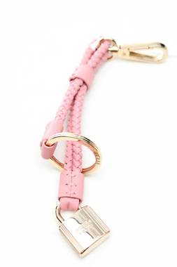 Аксесоар Guess1