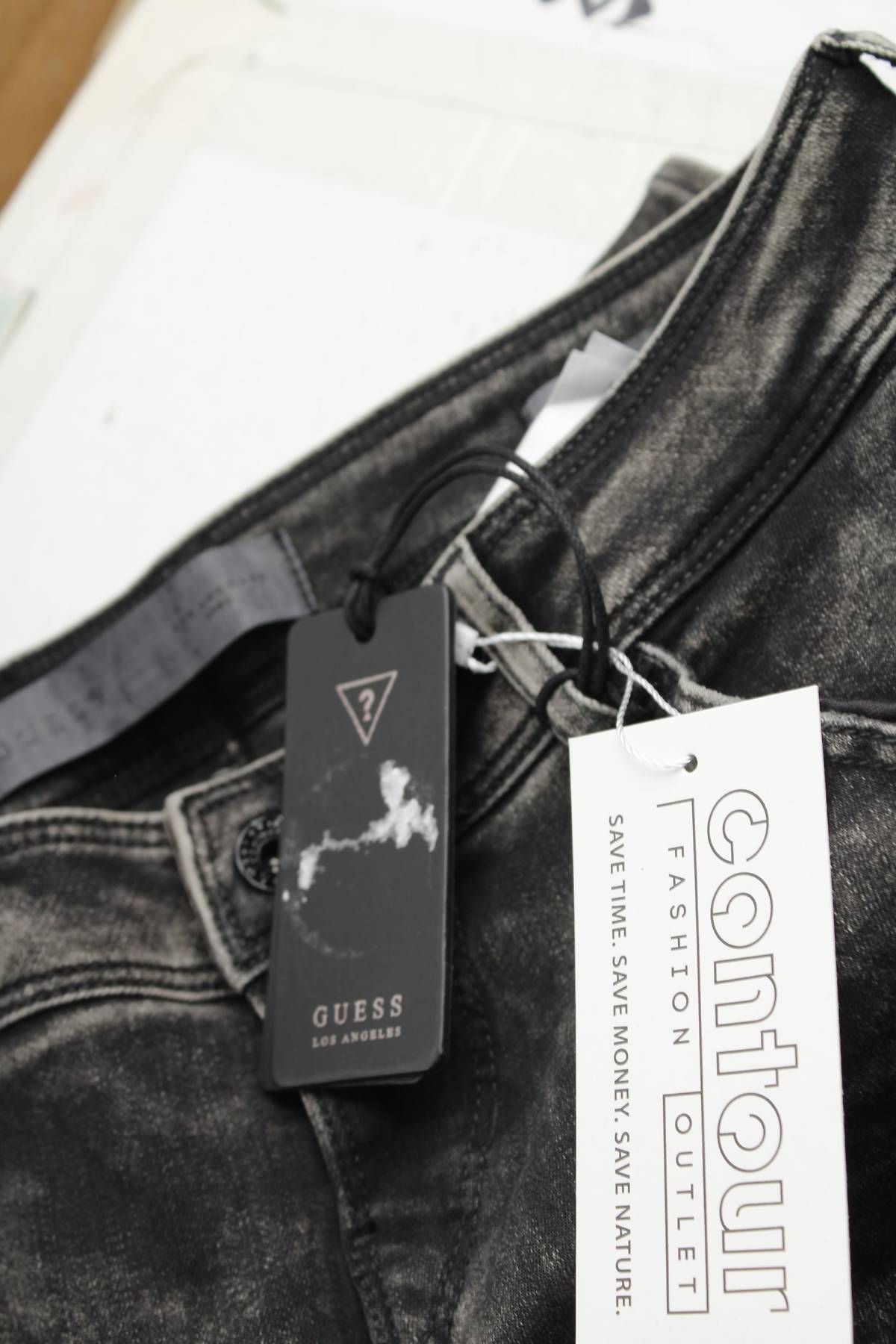 Дамски дънки Guess3 - Contour.bg Дамски дънки Guess3
