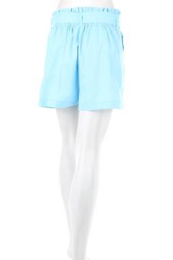 Дамски къс панталон Boohoo2 - Contour.bg Дамски къс панталон Boohoo2