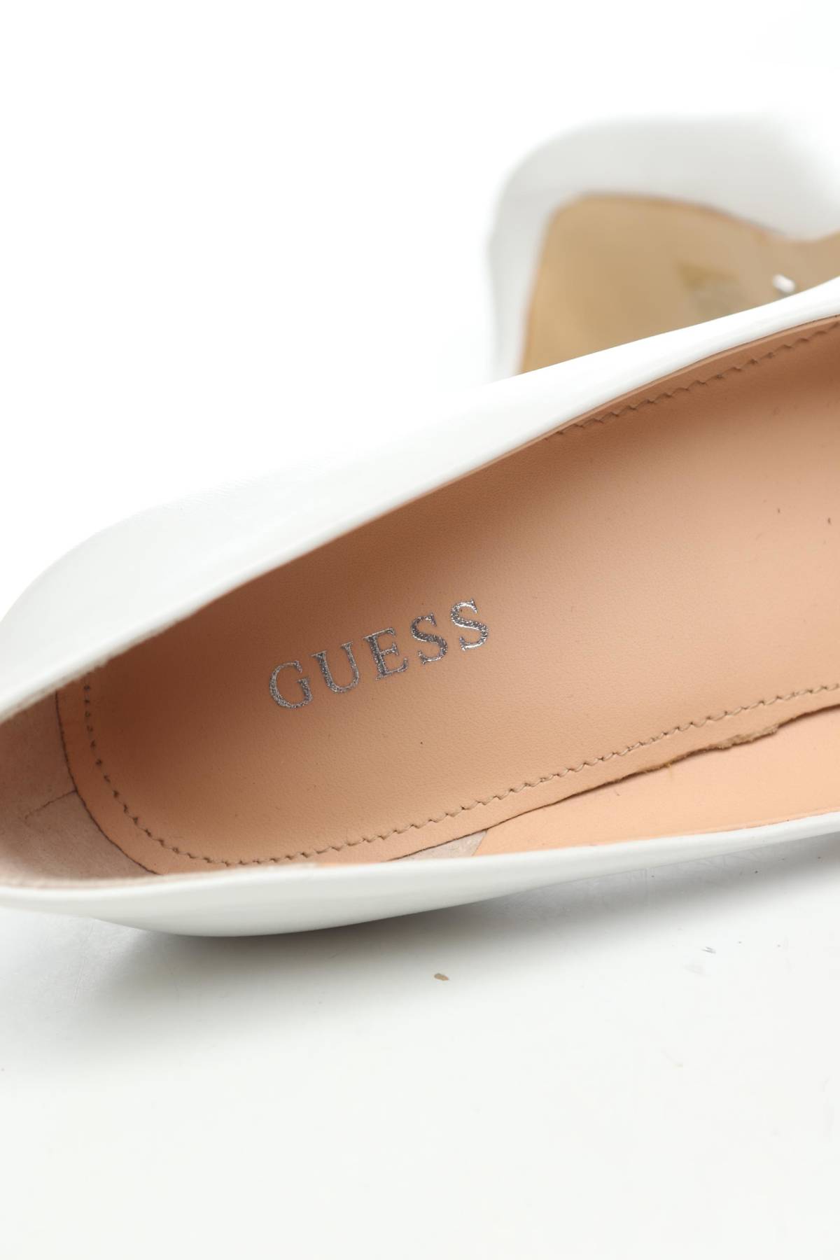 Дамски обувки Guess5