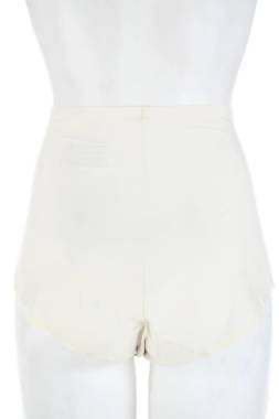 Стягащо бельо Triumph2