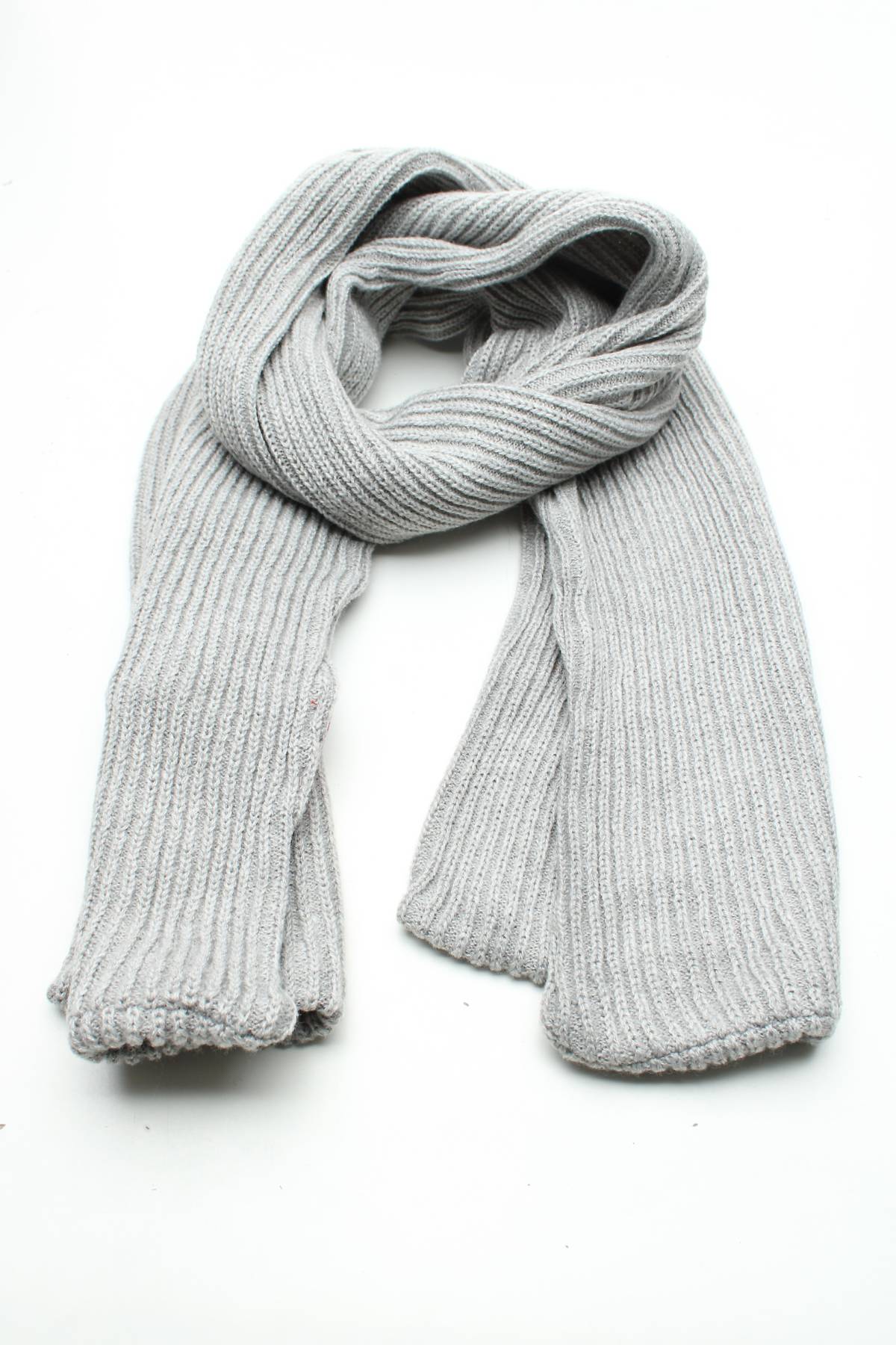 Φουλάρι Guess1