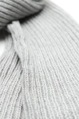 Φουλάρι Guess2