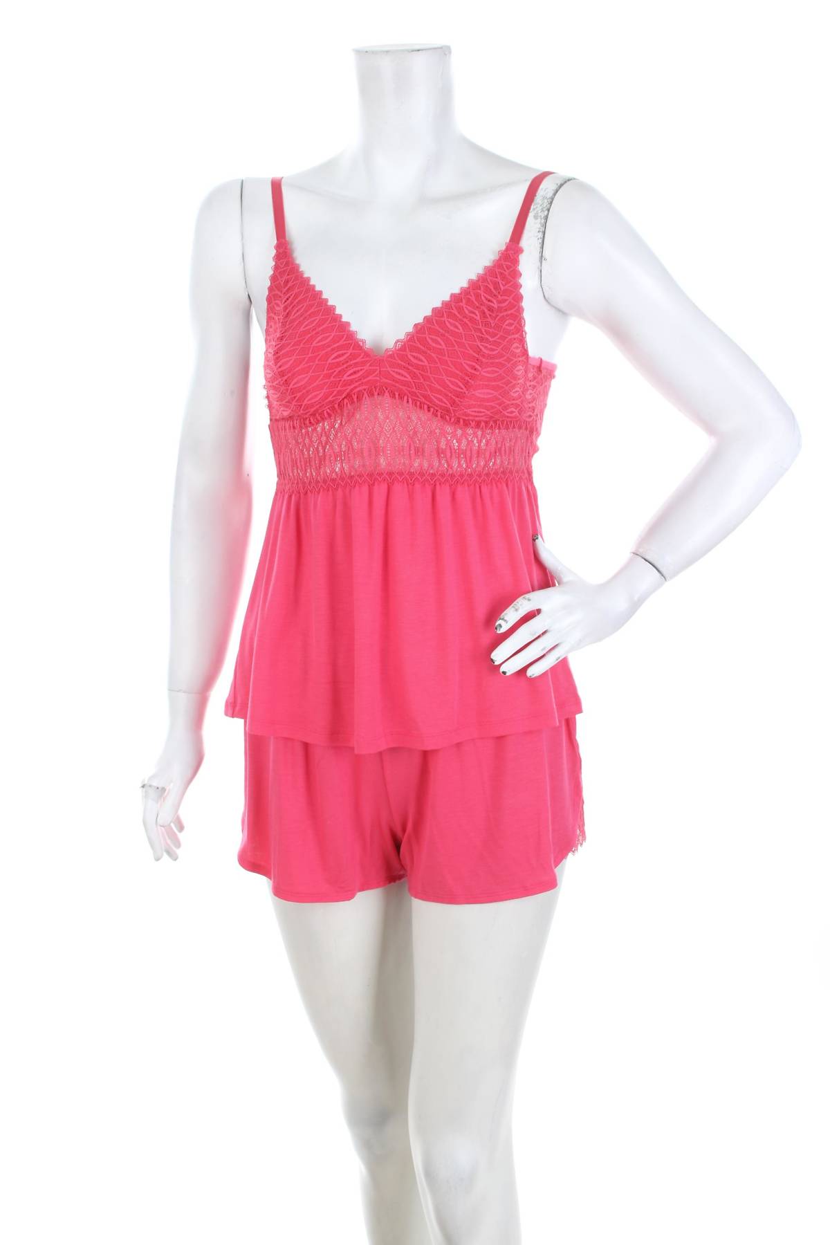 Дамска пижама Triumph1