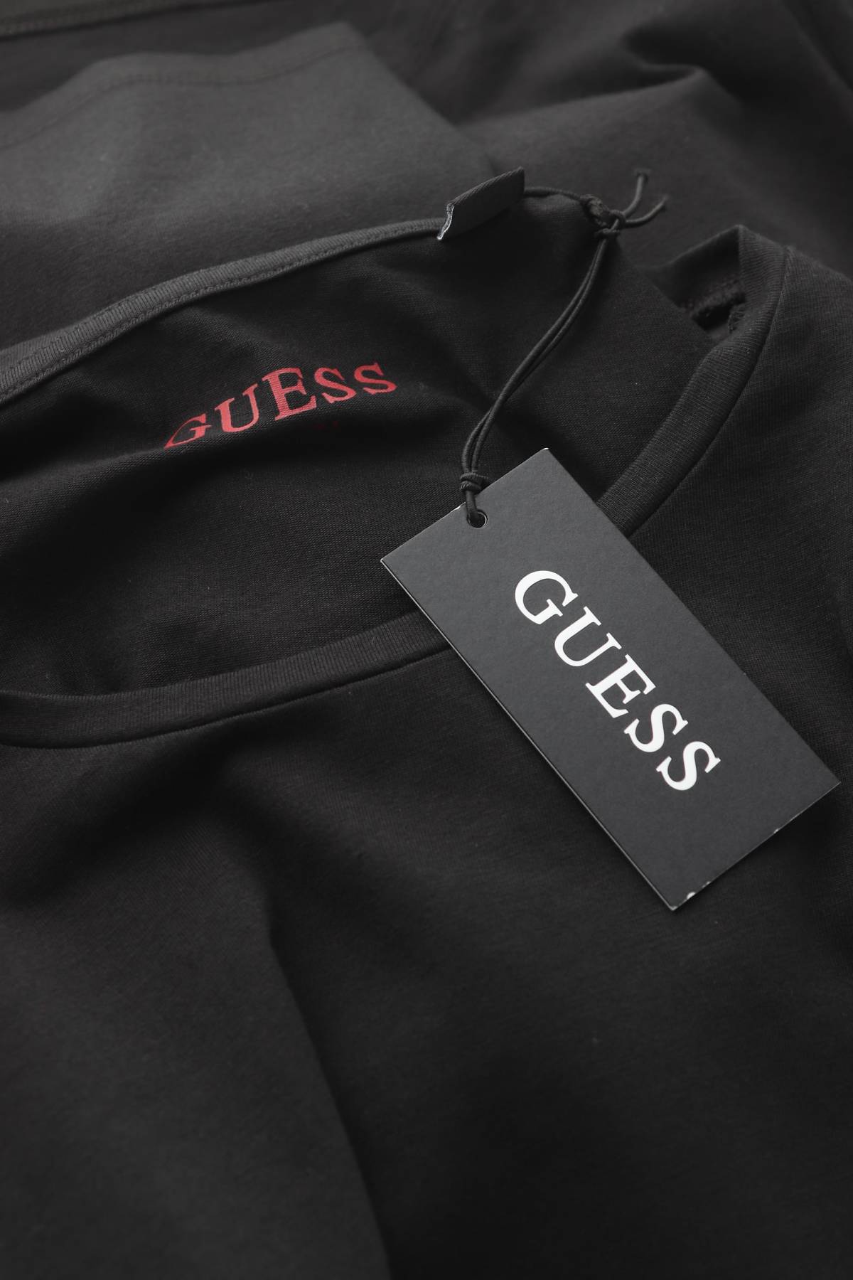 Мъжка тениска Guess3