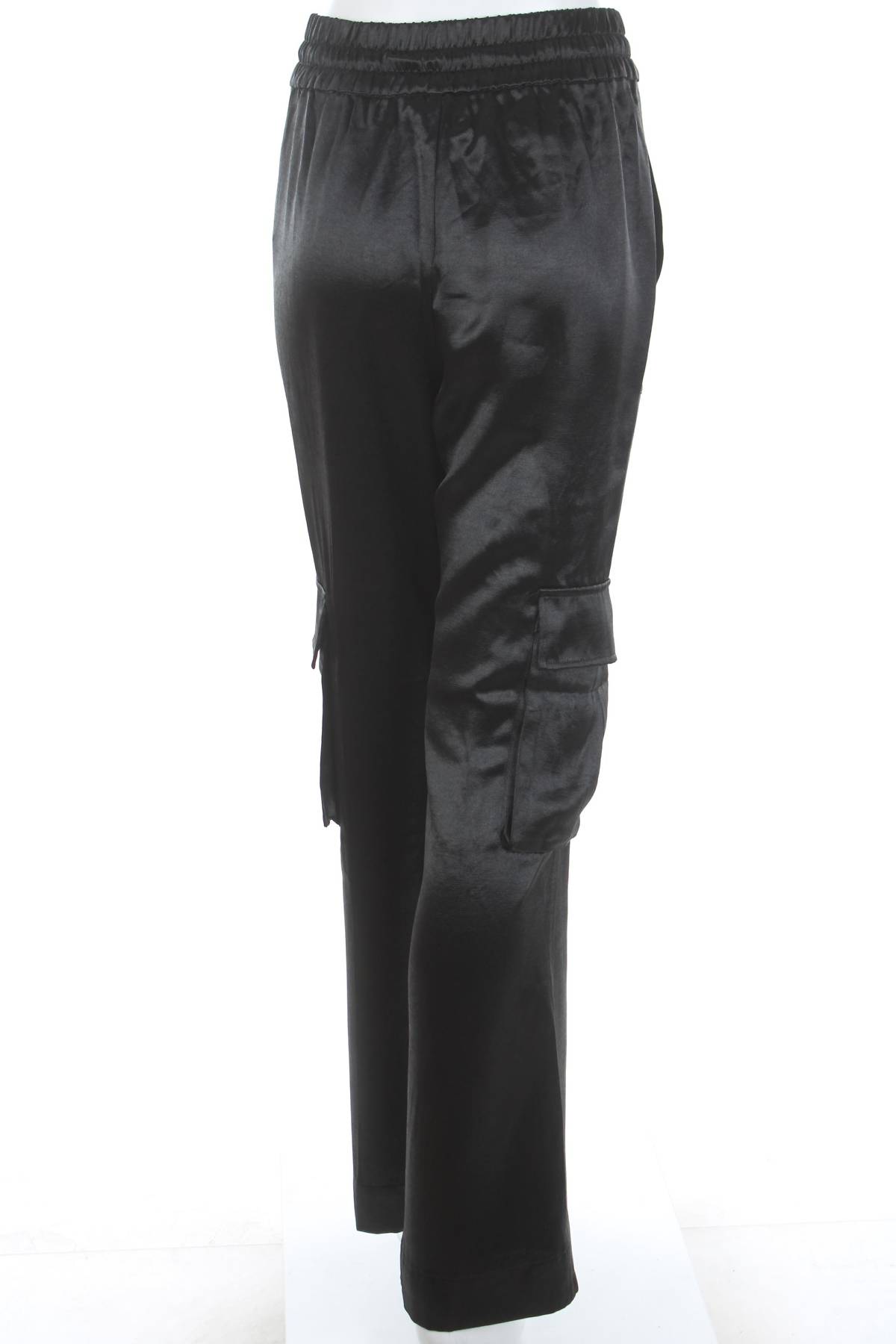 Дамски панталон Guess2