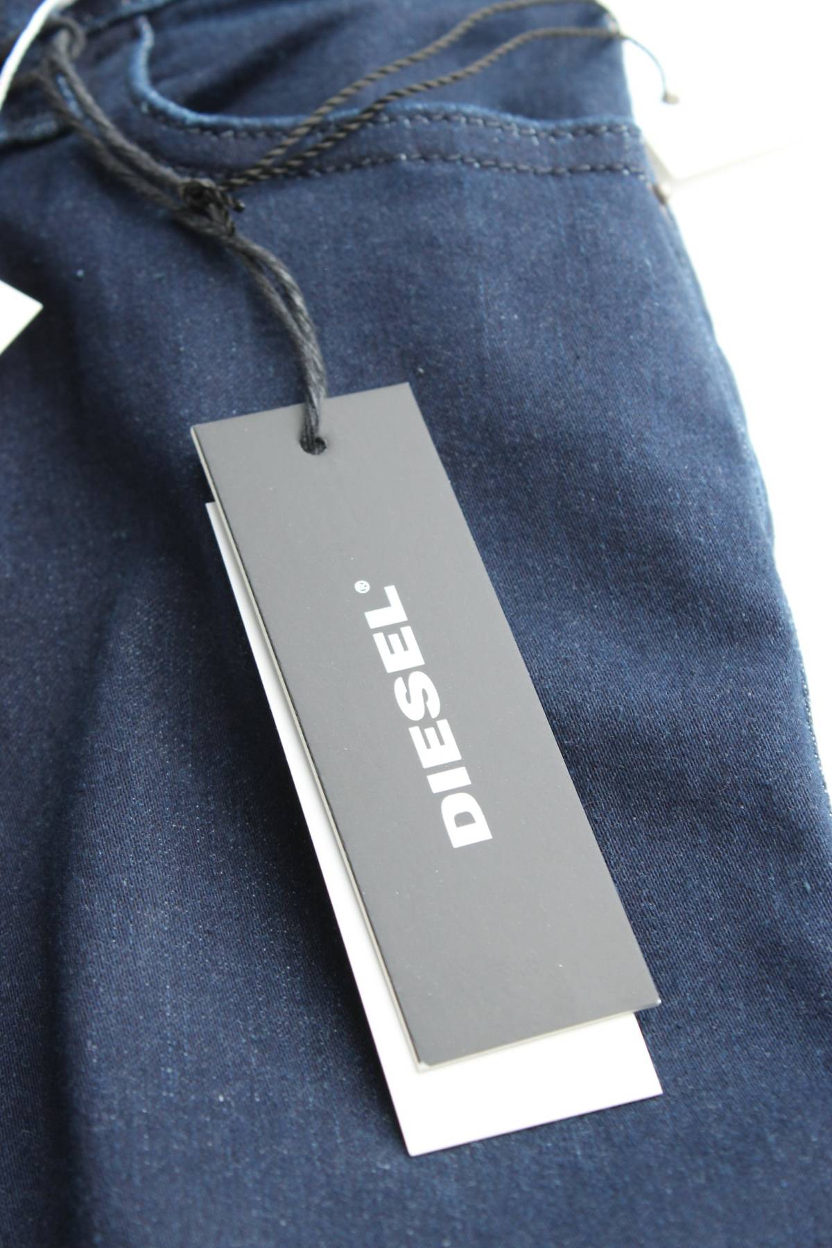 Γυναικεία τζιν Diesel3