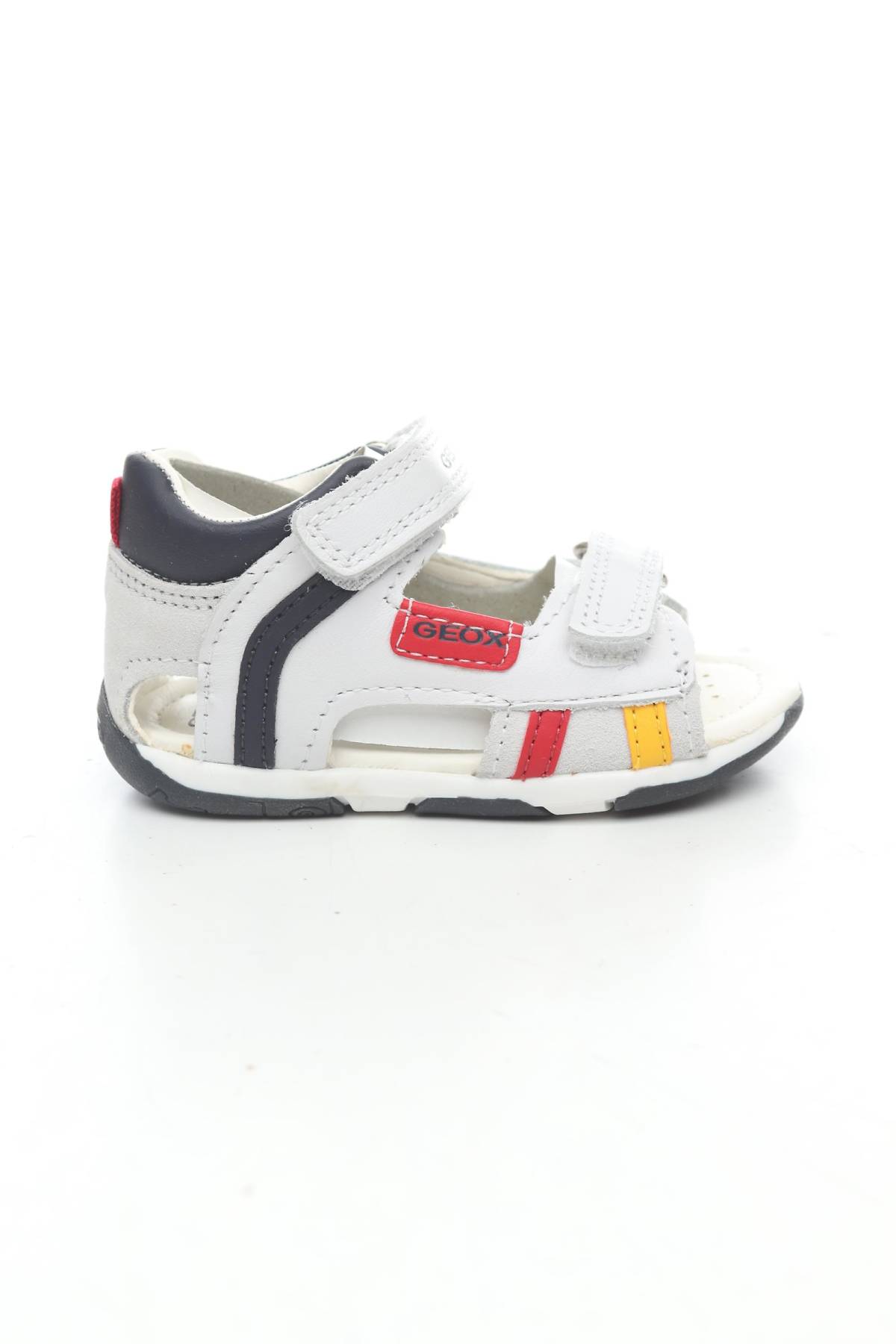 Детски сандали Geox1
