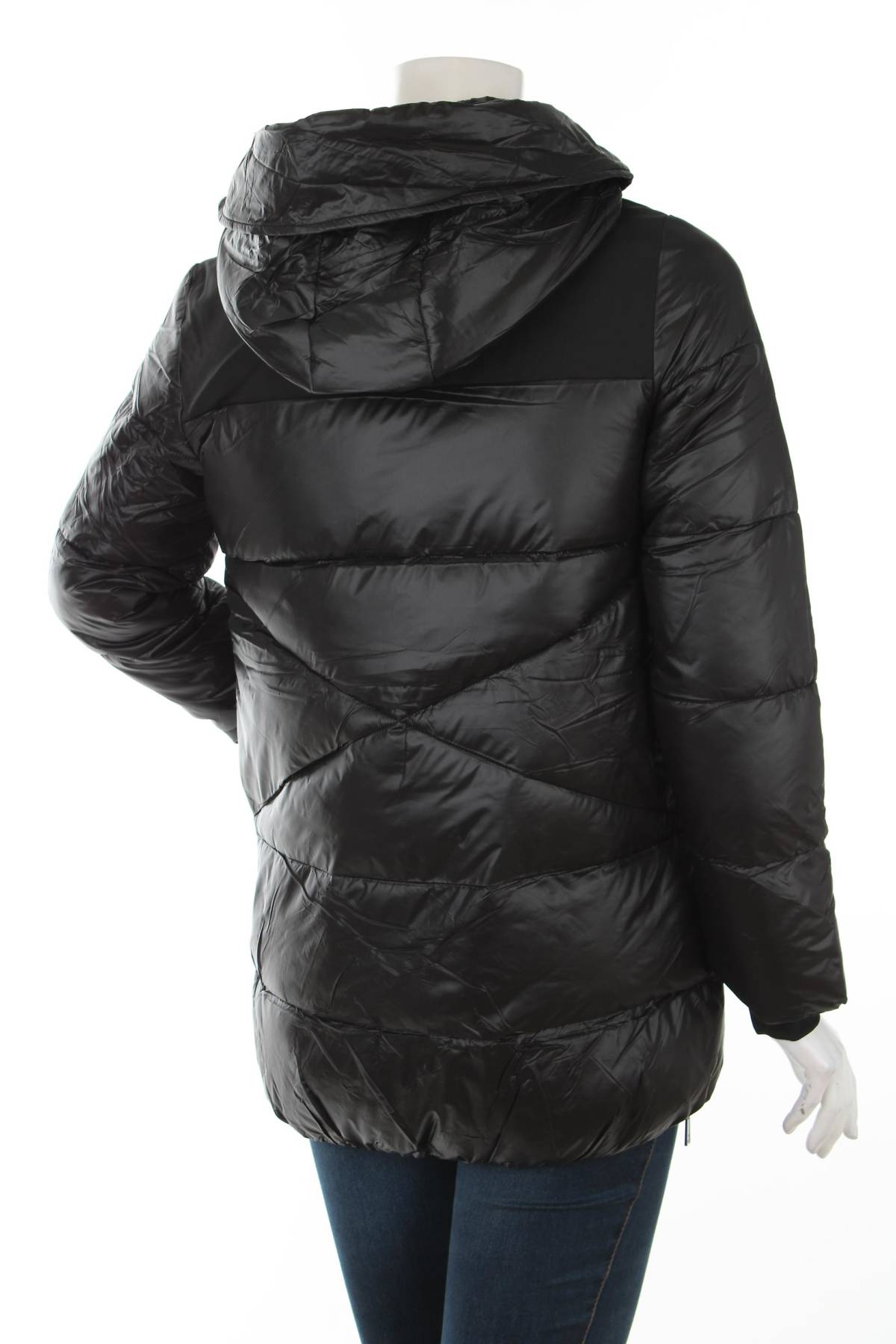Дамско яке US Polo Assn.2 - Contour.bg Дамско яке US Polo Assn.2
