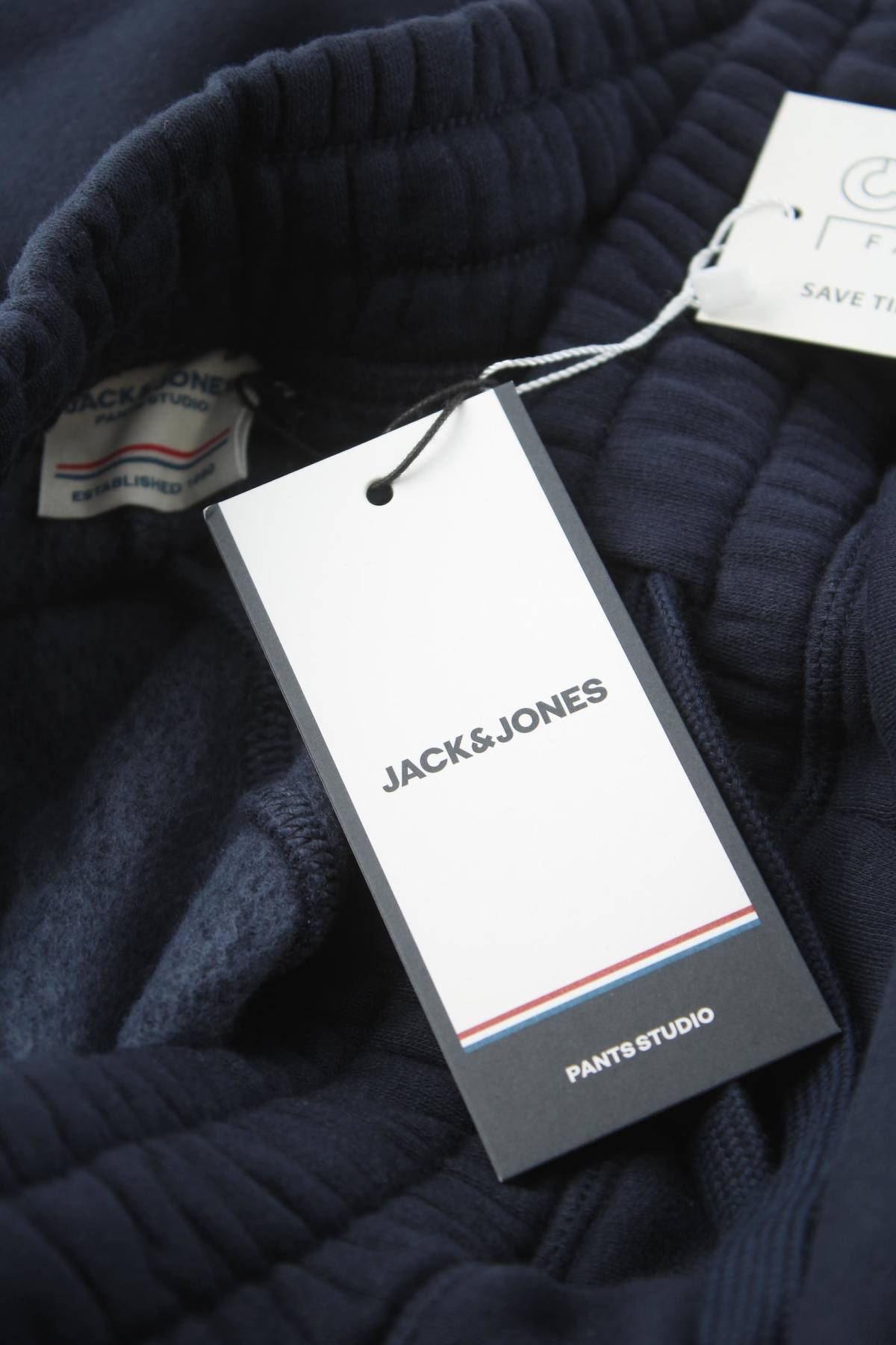 Мъжко спортно долнище Jack & Jones3