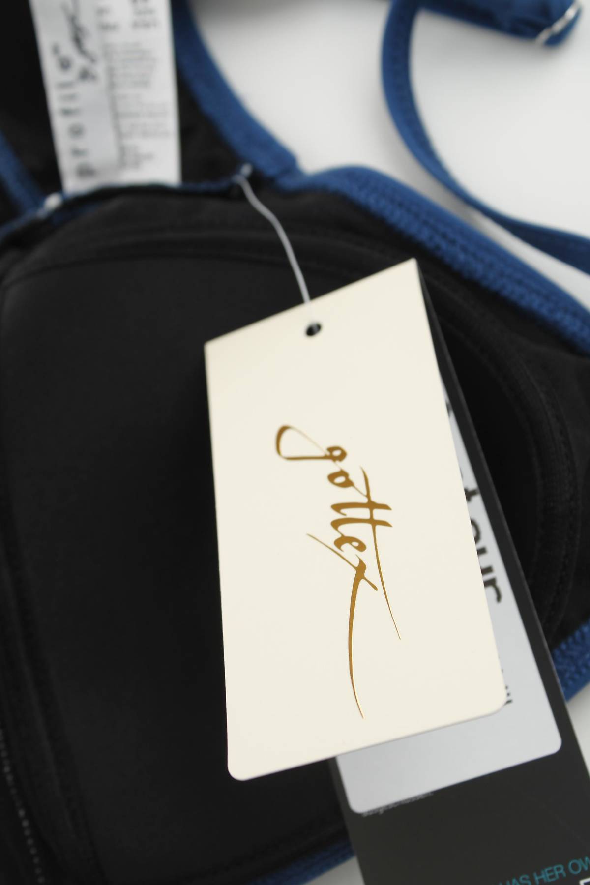 Бански горнище Gottex3 - Contour.bg Бански горнище Gottex3