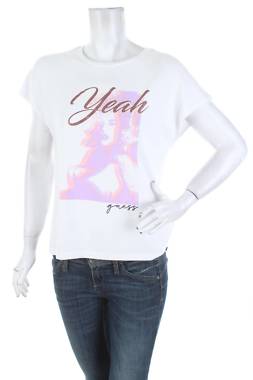 Дамска блуза Guess1