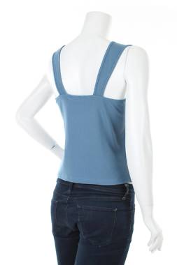 Домашно облекло Triumph2