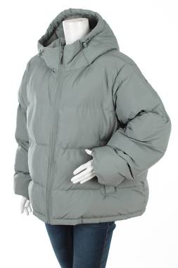 Дамско яке C&A1