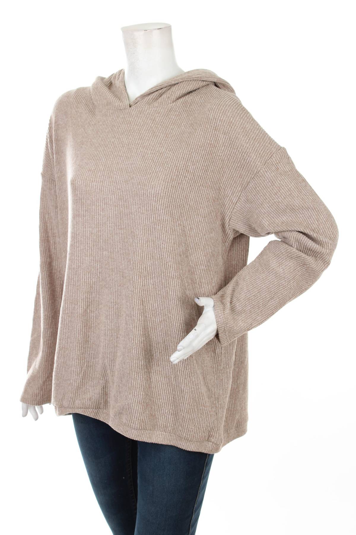 Домашно облекло Triumph1