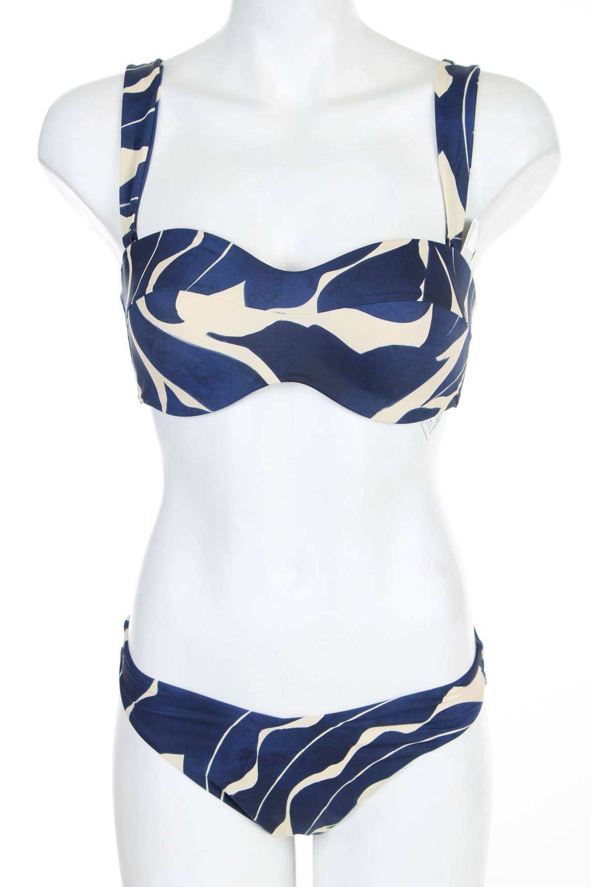 Бански костюм Triumph1 - Contour.bg Бански костюм Triumph1
