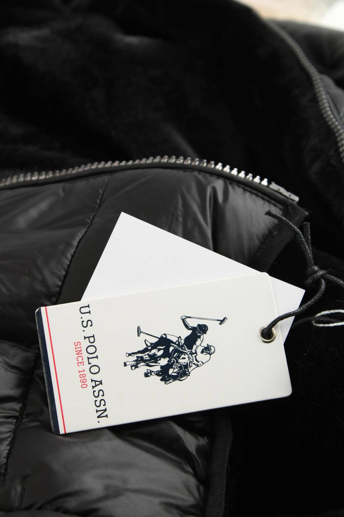 Дамско яке US Polo Assn.5 - Contour.bg Дамско яке US Polo Assn.5
