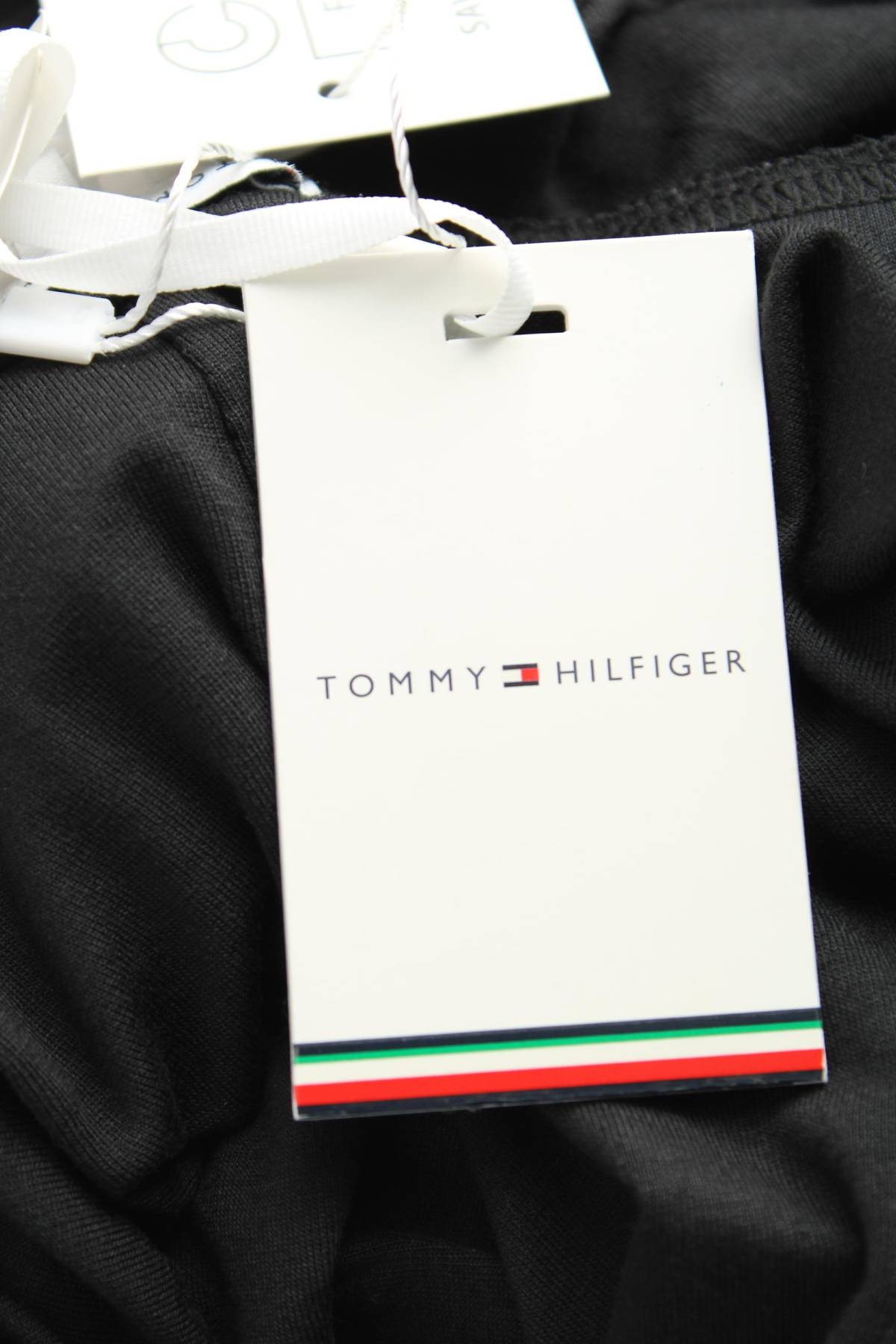 Домашно облекло Tommy Hilfiger3